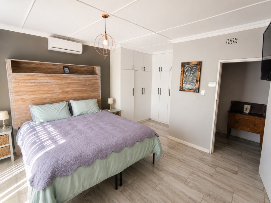 4 Bedroom Property for Sale in Uitsig Free State